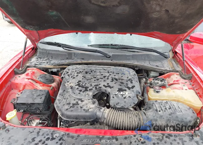 2C3CDXBG0JH173880: 44582604