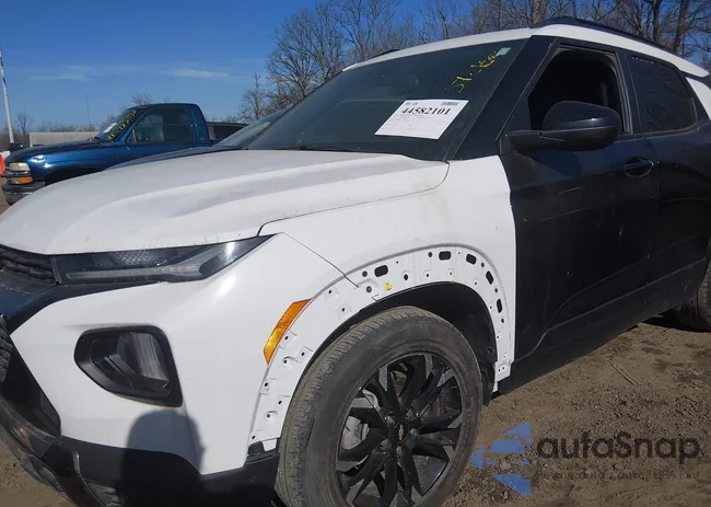 KL79MVSL5NB042866: 44582101