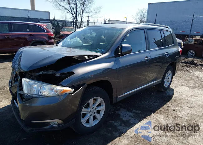 5TDZK3EH1CS063532: 44582115