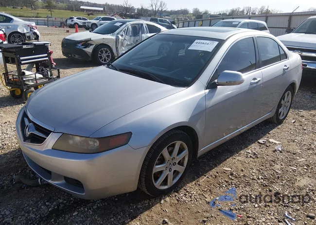 JH4CL96824C033381: 44582477