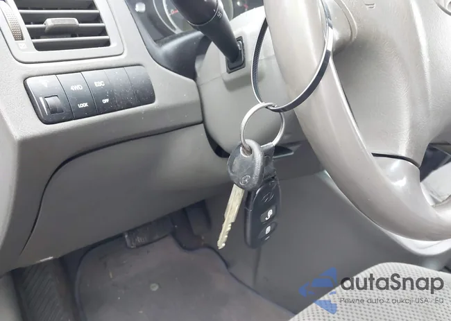 KM8JN72D17U518566: 44583727