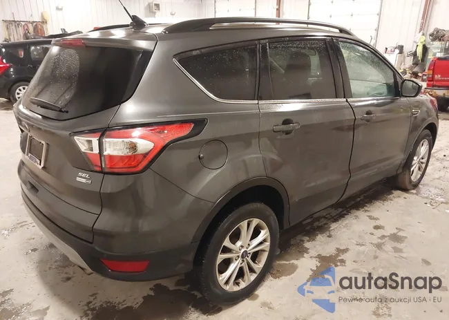 1FMCU9HD0JUB71365: 44583748