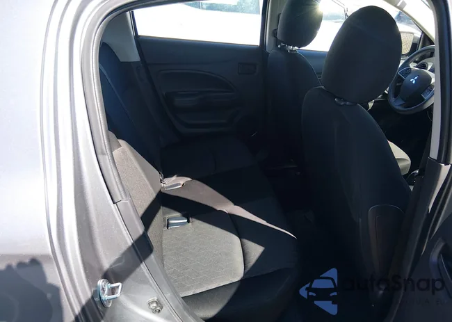 ML32AUHJ8NH009051: 44583814