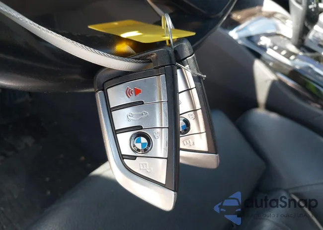 WBAJA9C56JB033682: 44583959