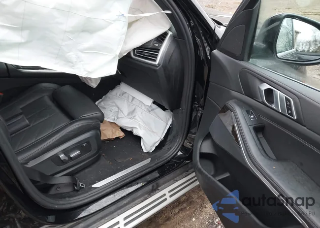 5UXTA6C03P9P17506: 44584065