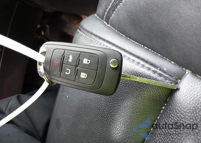 1G1PE5SB0E7418299: 44583153