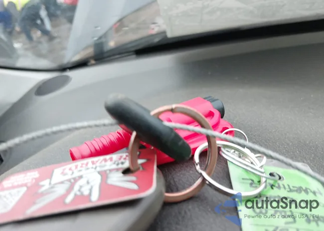 JH4CL96975C025111: 44583161