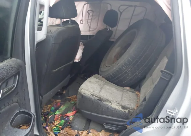 1GNSCBKC5KR186577: 44583166