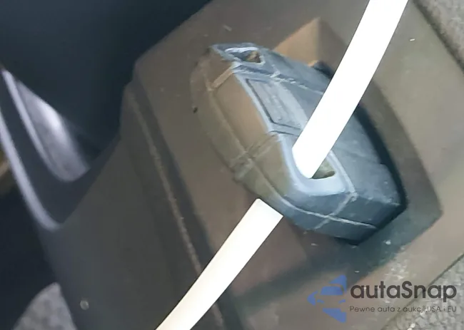 WBAPK7G56BNN77458: 44583338