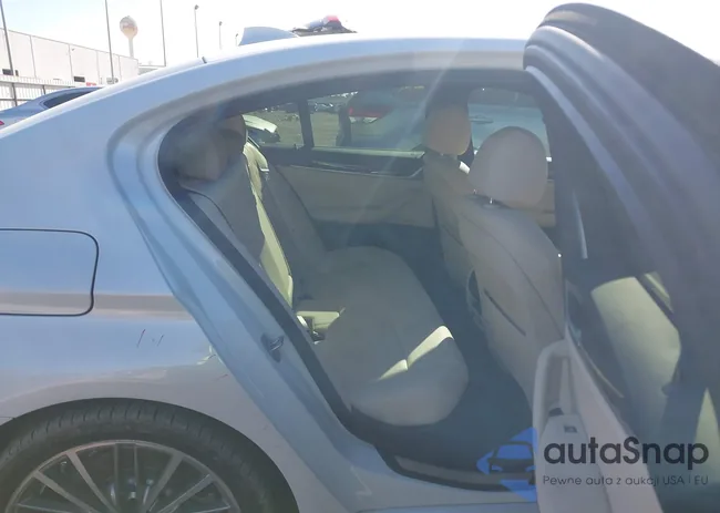 WBAJR3C08LWW68912: 44583425