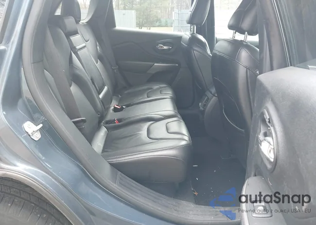 1C4PJMDX8KD394143: 44583436