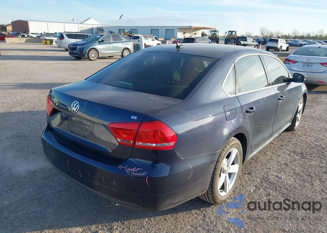 1VWBH7A30DC104718: 44583439