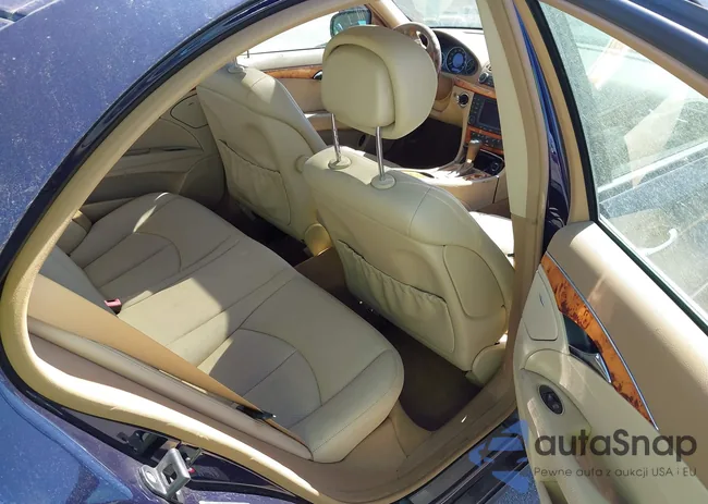 WDBUF56X37B131504: 44584600