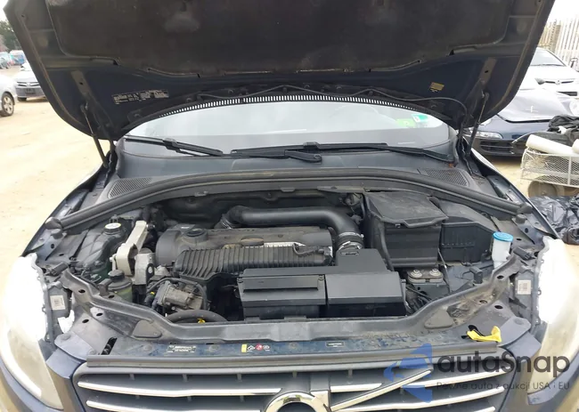 YV4612RK1F2667662: 44584664