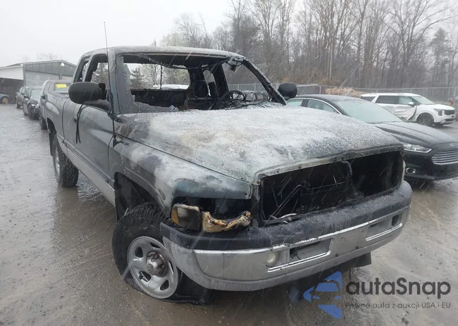 3B7HF13Z2WG233660: 44584731