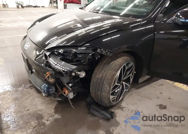 KMHM34AC4PA022933: 44584816