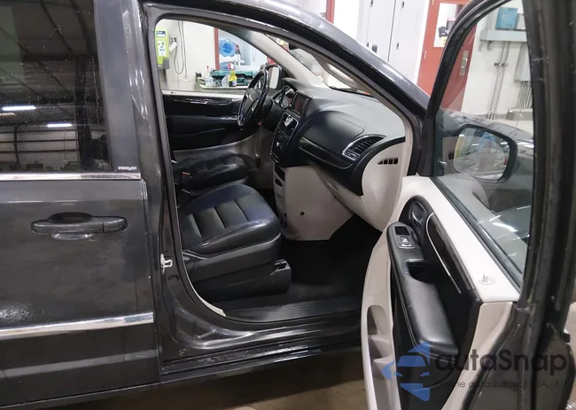 2A4RR5DGXBR702427: 44584890