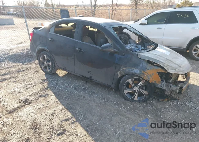 1G1JB5SB0L4100762: 44585042