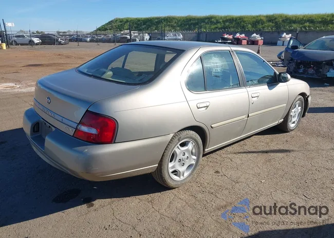 1N4DL01AXYC115110: 44585054