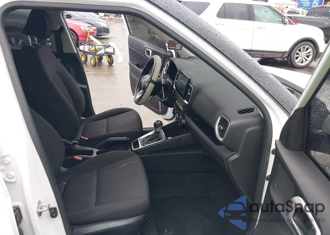 KMHRB8A32MU107070: 44584105