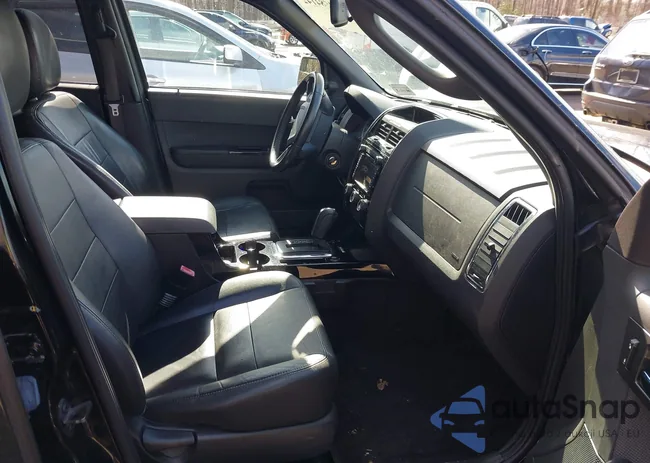 1FMCU0E78CKC74901: 44584142