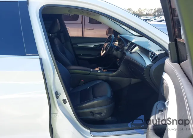 3PCAJ5M18LF112133: 44584310