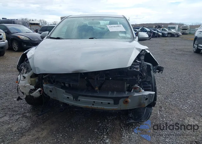 JM1BL1UG0B1497772: 44584483