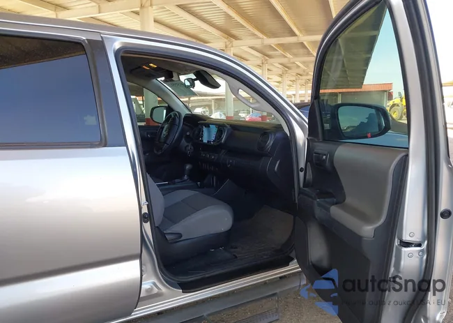 3TYAX5GN4NT035986: 44585512