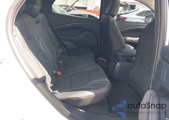 3FMTK3R44SMA04238: 44585608