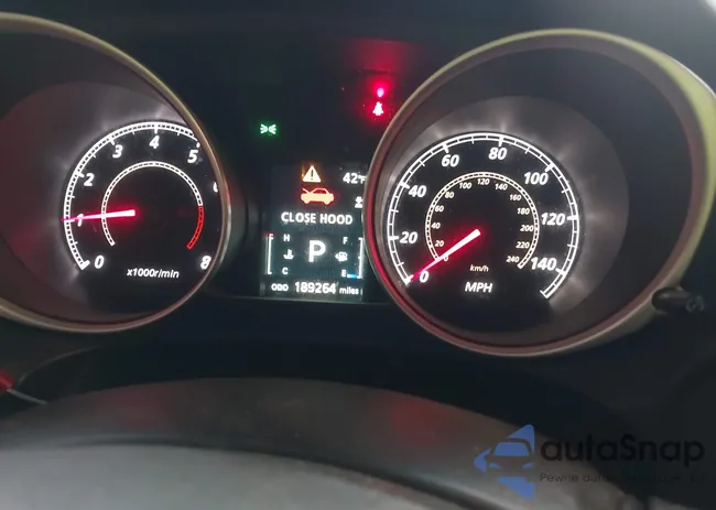 4A4AR3AU9FE006882: 44585700