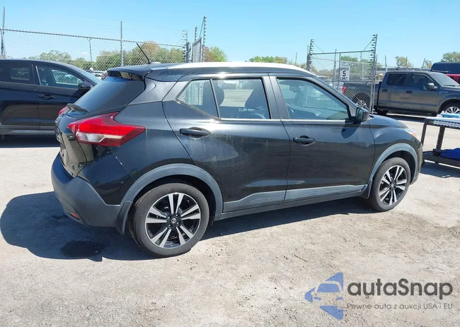 3N1CP5CU6KL537128: 44585751