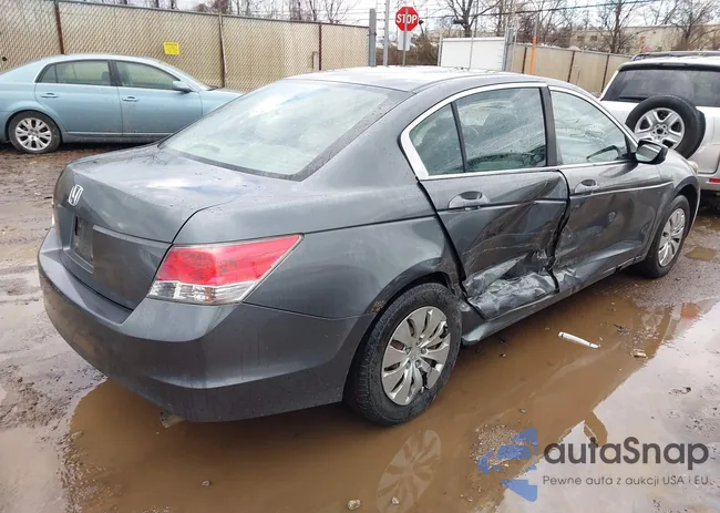 1HGCP2F37AA188423: 44585841