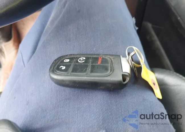 1C6RR7MT2JS207545: 44585853