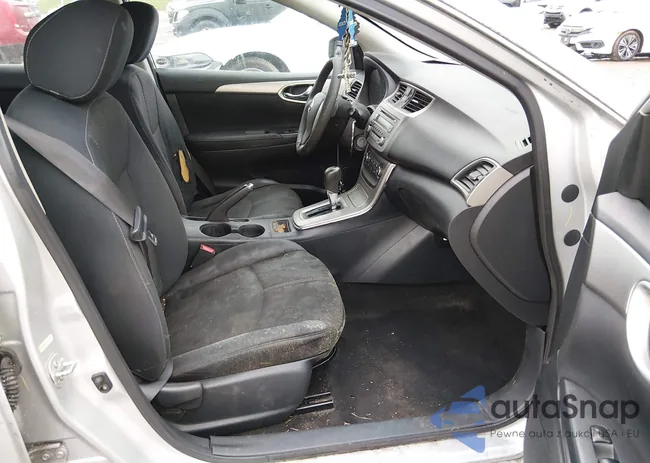 3N1AB7AP0EY206986: 44586006