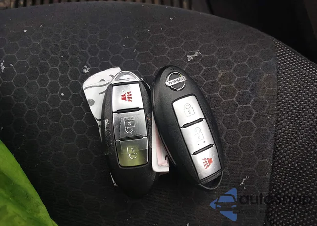 JN8AF5MV7DT218418: 44586012