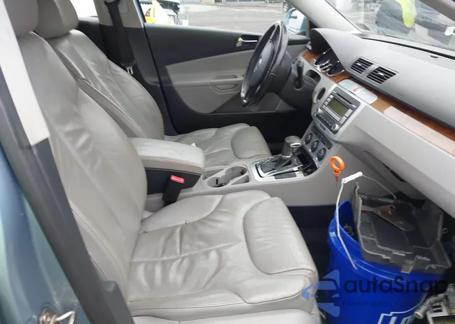 WVWTK73C07E033700: 44586031