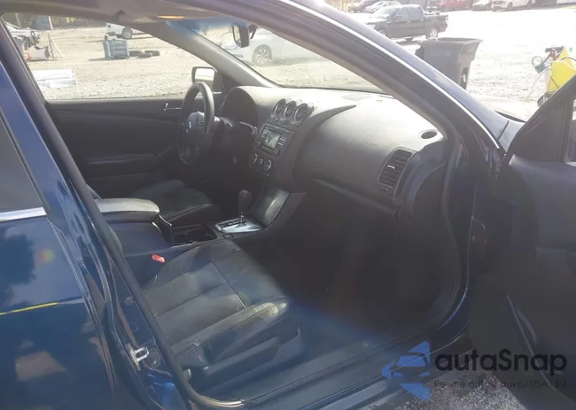 1N4AL2AP3BC160674: 44586033