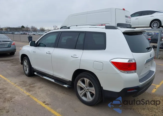 5TDYK3EH8CS052782: 44586079