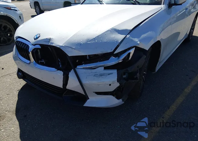 3MW5R7J05M8C21086: 44585119