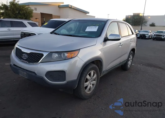 5XYKT3A12CG257281: 44585126