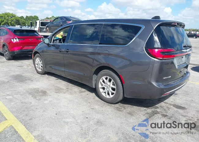 2C4RC1BG2PR546765: 44585294