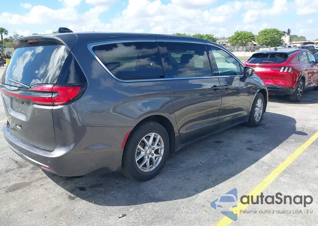 2C4RC1BG2PR546765: 44585294