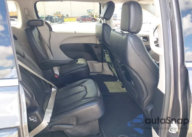 2C4RC1BG2PR546765: 44585294