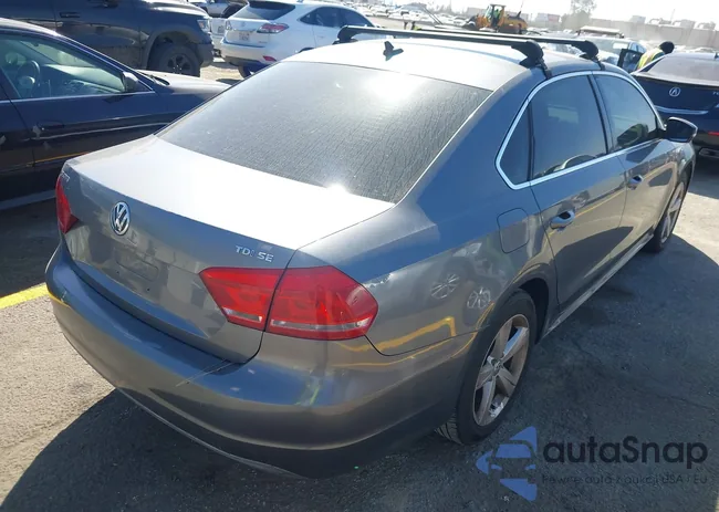 1VWBN7A37DC116597: 44585353