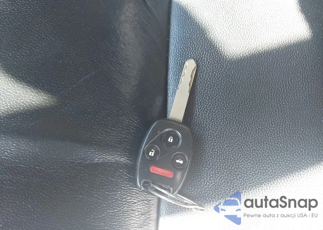 1HGCS1B83AA003617: 44585370