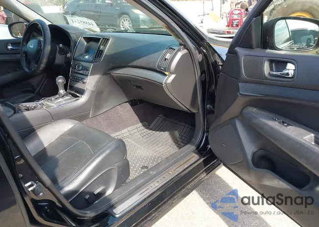 JN1CV6AP6BM301819: 44585484