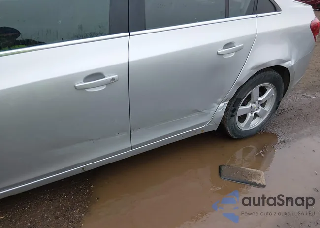 1G1PC5SB8F7275139: 44585487