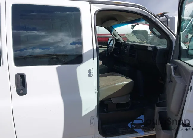 1GTW7AFF4H1906200: 44586981