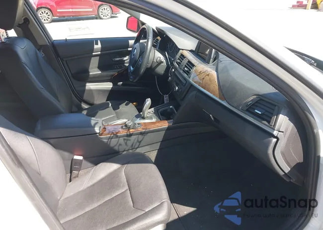 WBA3D3C56EK154697: 44587036