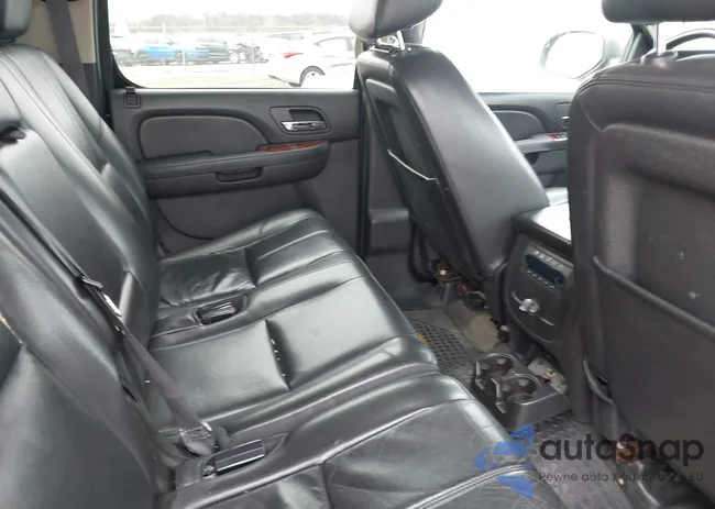 1GNSKJE73ER117841: 44587079